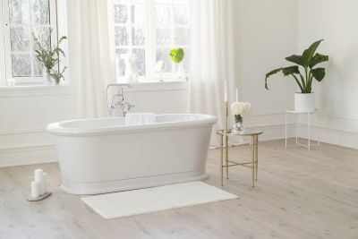 Spa-Style Bathtub Setup
